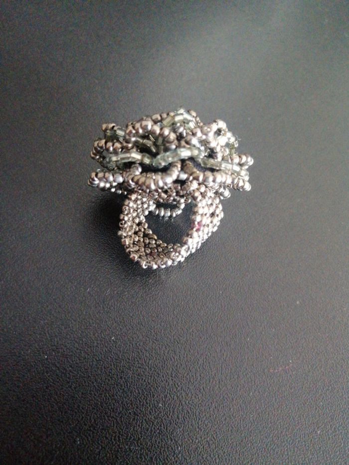 Bague en perle - photo numéro 4