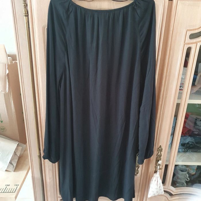 Magnifique Robe tunique noire col en V Taille 42 Cache-cache - photo numéro 4