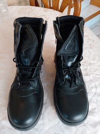 Chaussures de sécurité Task / Parade / 45 / Neuves/ noires