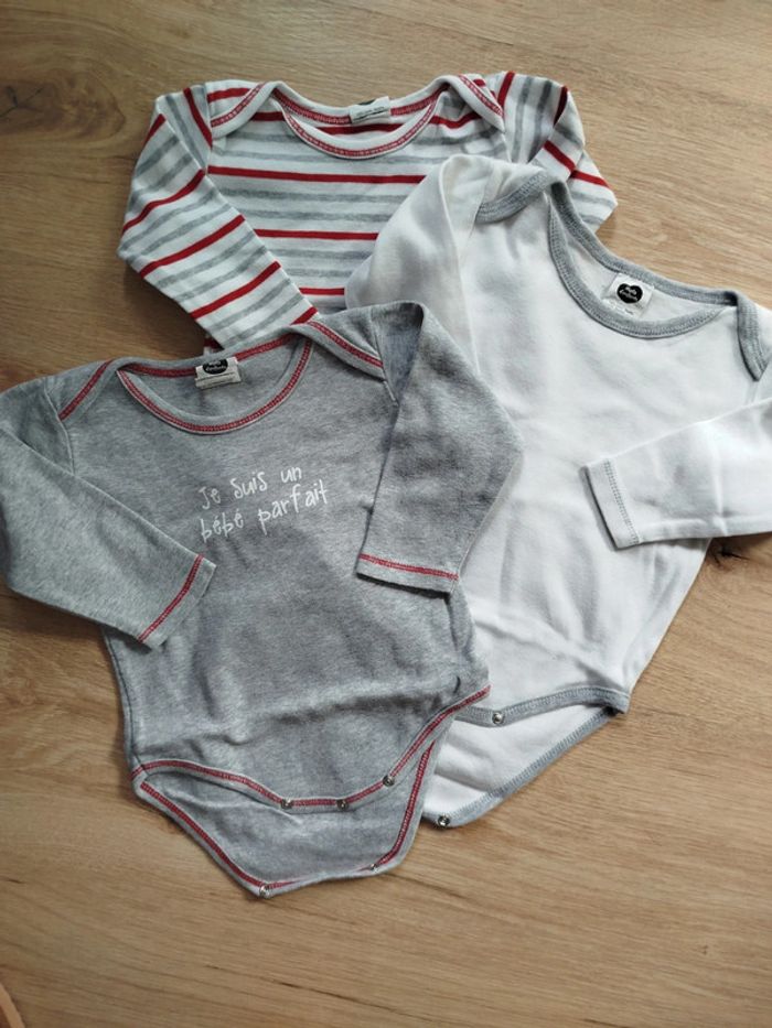 Lot de 3 bodys à manches longues garçon 6 mois