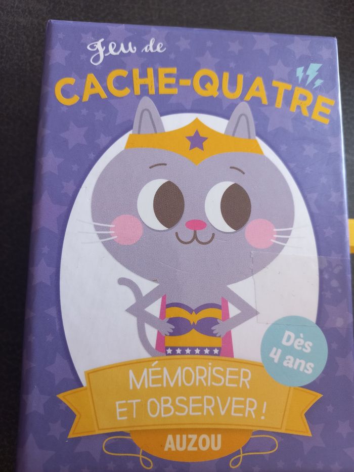Cache quatre auzou