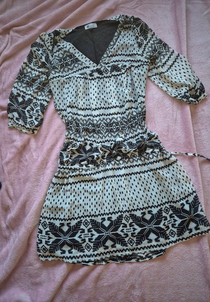 Robe fluide à motifs - photo numéro 8