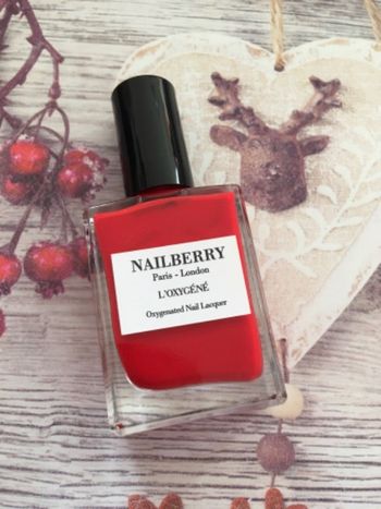 Vernis à ongles bonne compo rouge