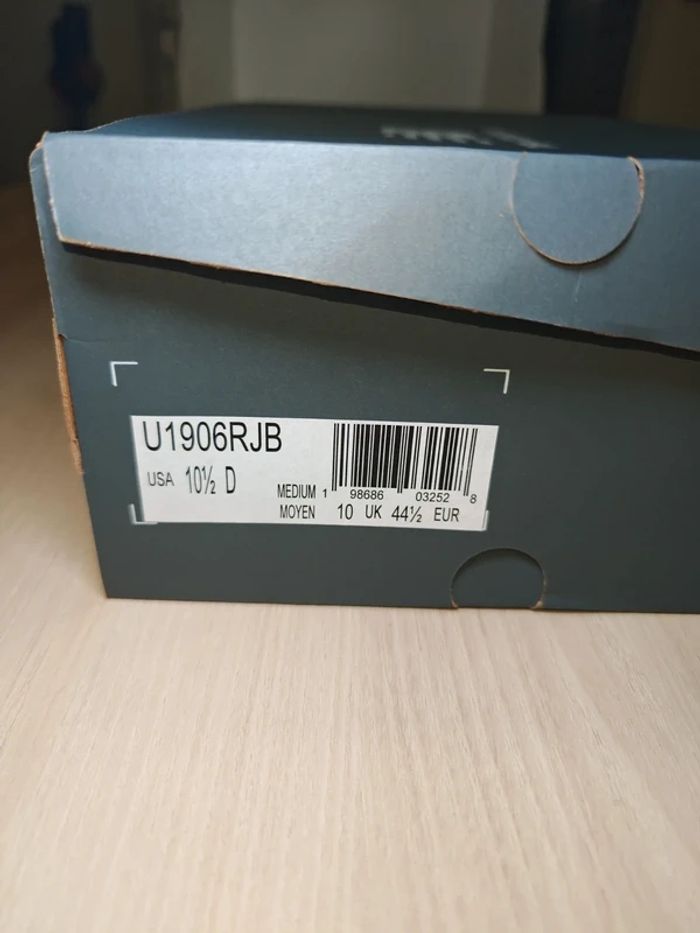 New Balance U1906 rjb Triple Noir neuf en 44,5 - photo numéro 10