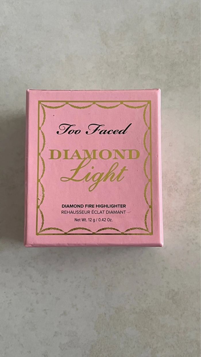 Too Faced Diamond Light Multi-Use Highlighter