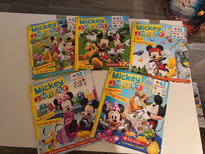 Magazines Mickey Junior