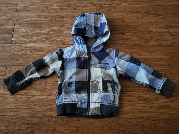 Veste Quiksilver 2 ans stylée - photo numéro 1