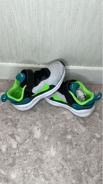 Chaussures de sport Nike Taille 25