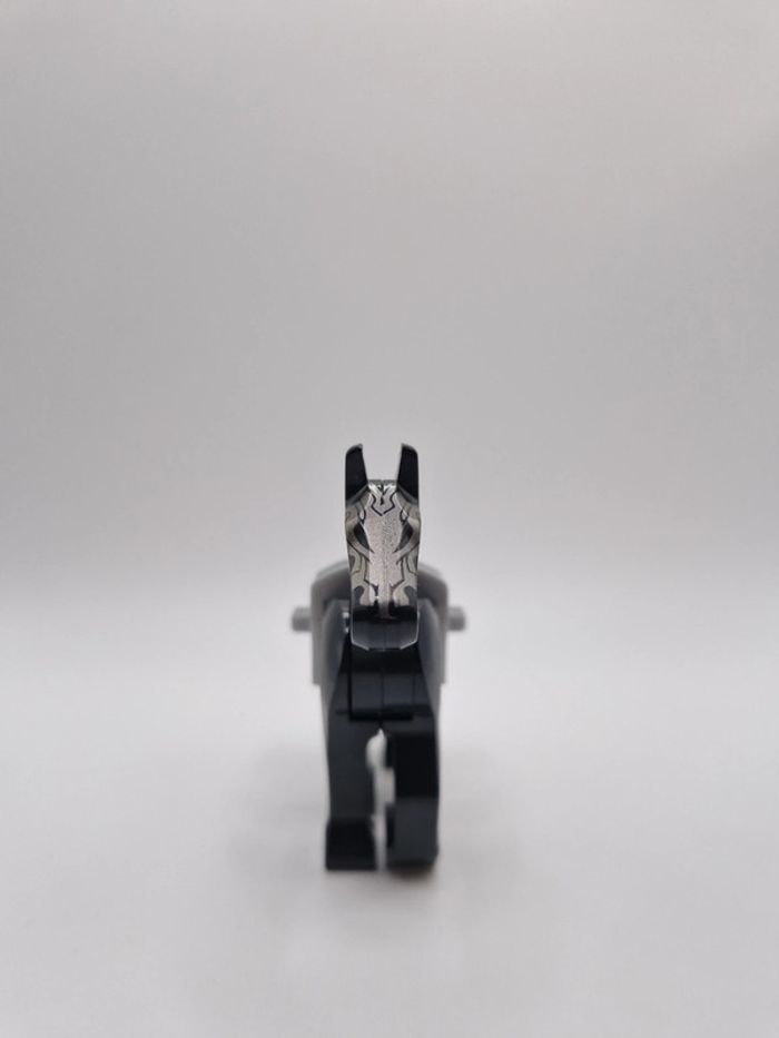 Figurine type lego cheval noir seigneur des anneaux / hobbit - photo numéro 2