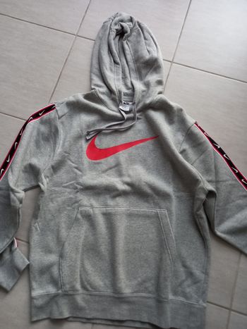 Sweat capuche nike