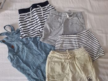 Lot de 4 shorts + 1 salopette-short, 18 mois