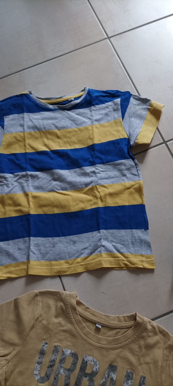 Lot tee shirts manches courtes 8 ans - photo numéro 2