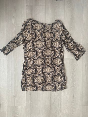 Robe graphique noire et beige – Taille S