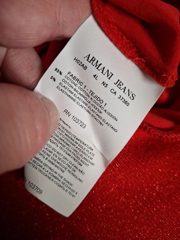 Armani jeans t-shirt rouge taille 40 - photo numéro 8