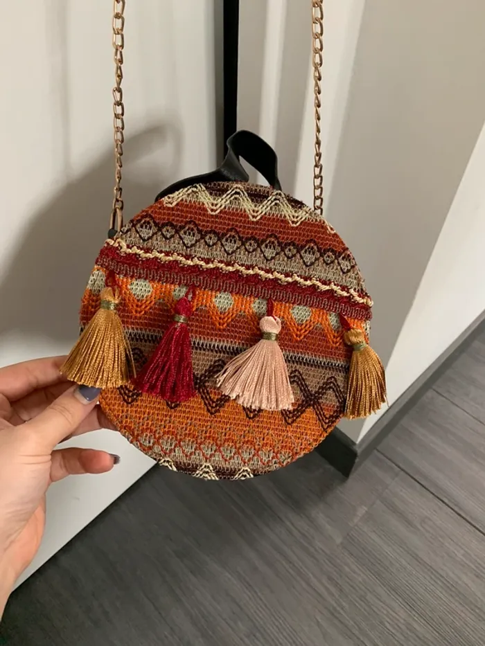 Petit sac rond brode bohème - photo numéro 3