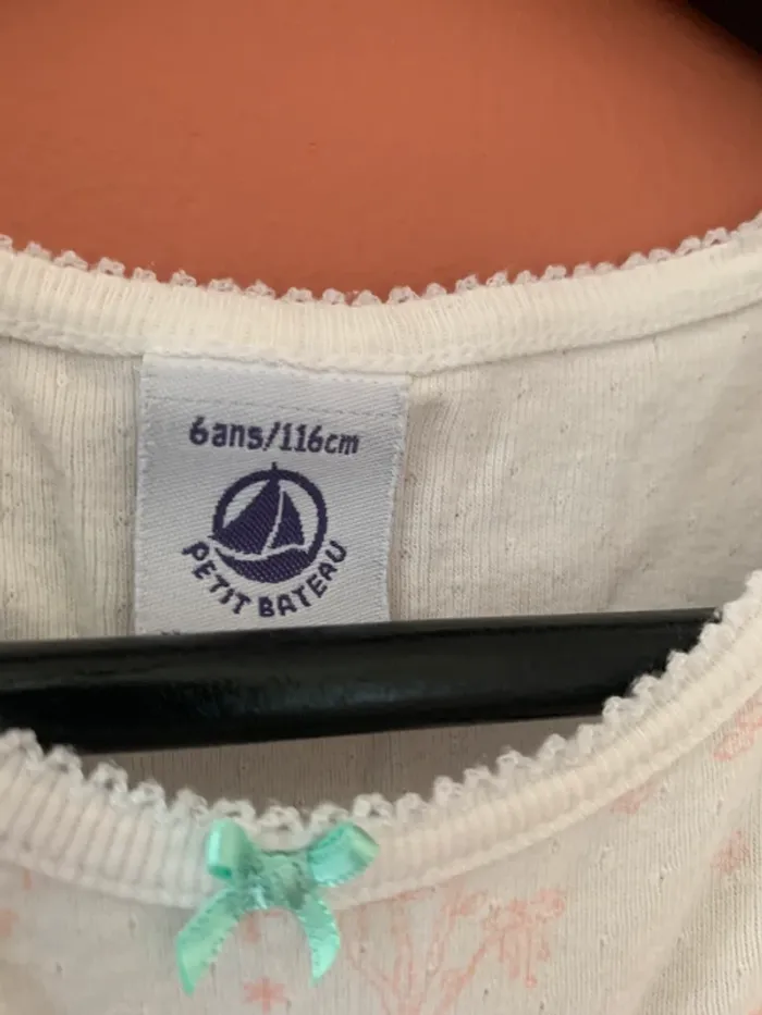 🌸 Débardeur blanc à motifs rose pâle – Petit Bateau – 6 ans - photo numéro 4