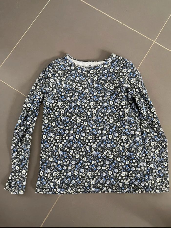 T shirt manches longues h& m 8-10 ans porté une seule fois