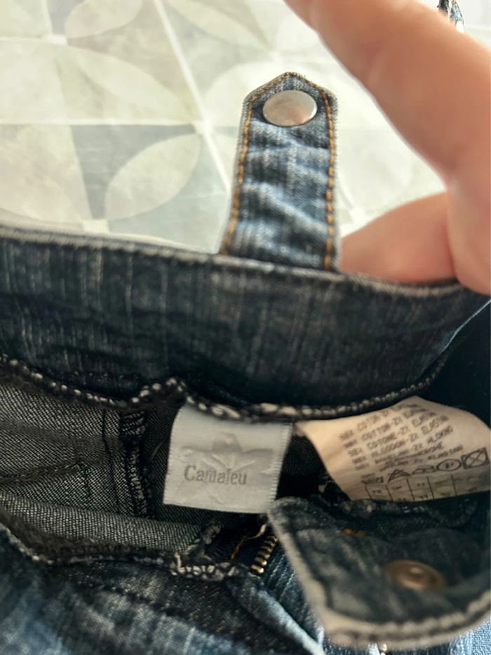 Pantacourt femme L / 40 - Camaïeu - en très bon état - photo numéro 2