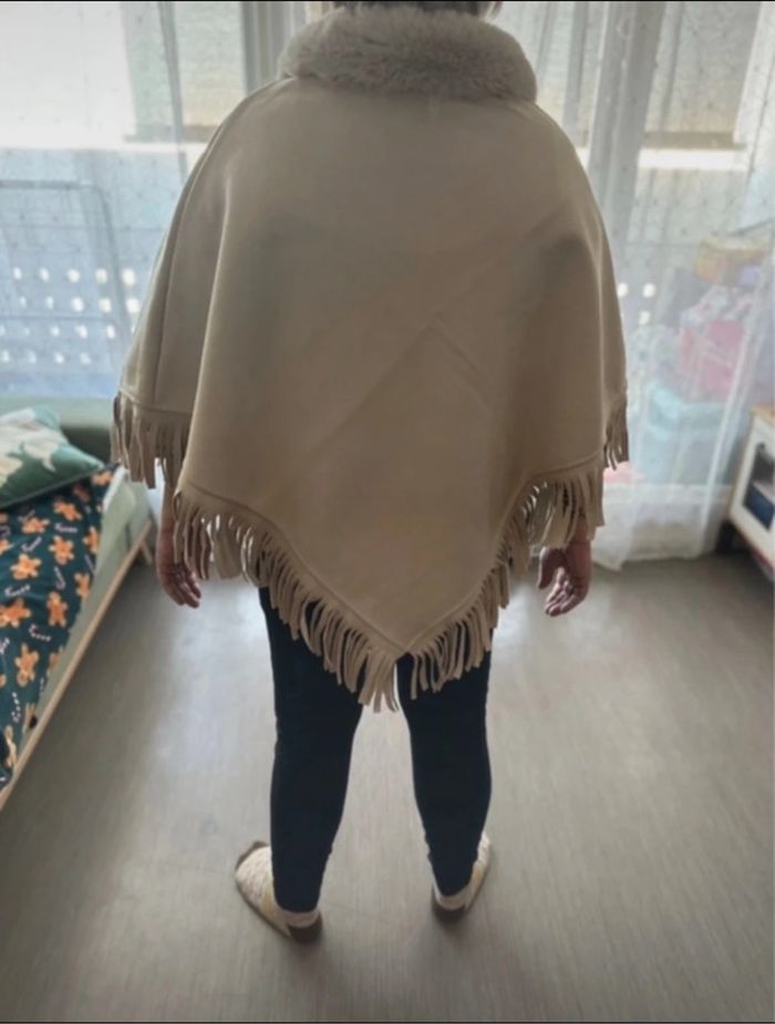 Poncho, femme - photo numéro 2