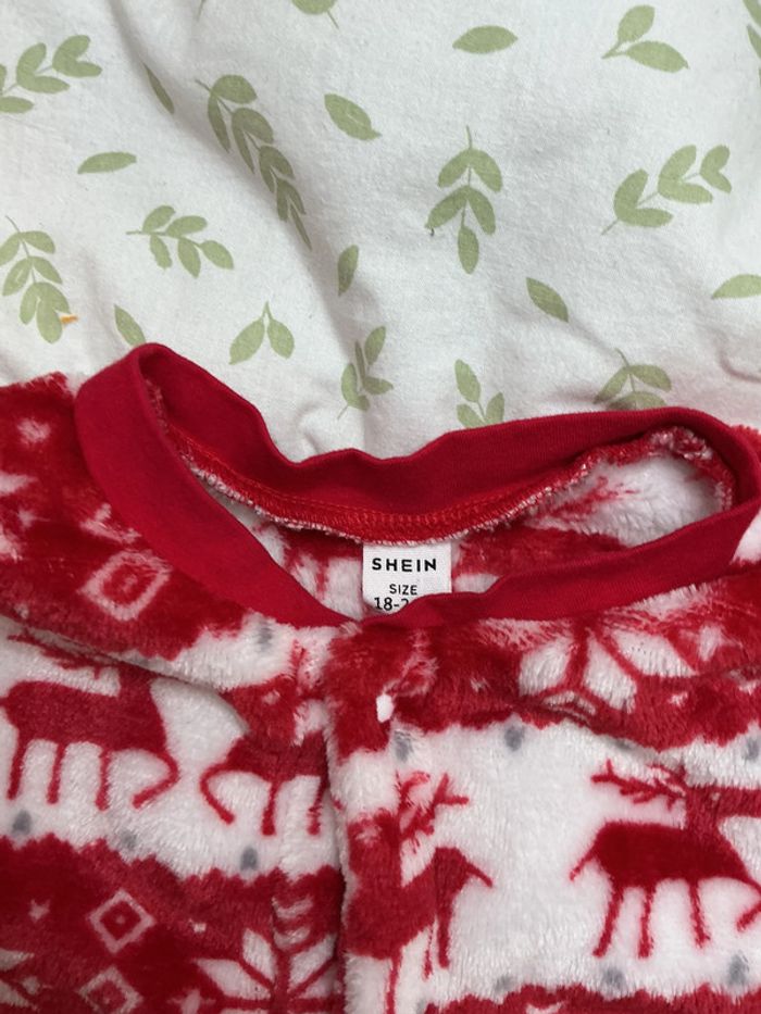 combinaison sans pied pyjama ouverture devant en polaire 18/24 mois shein rouge et blanc - photo numéro 5