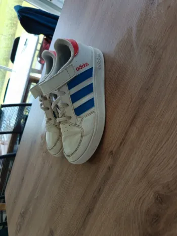 Basket adidas