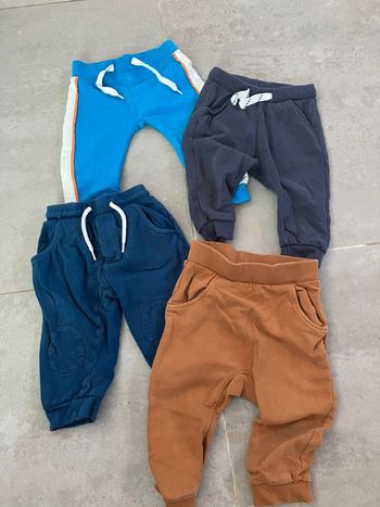 Lot de 4 pantalons 12 mois
