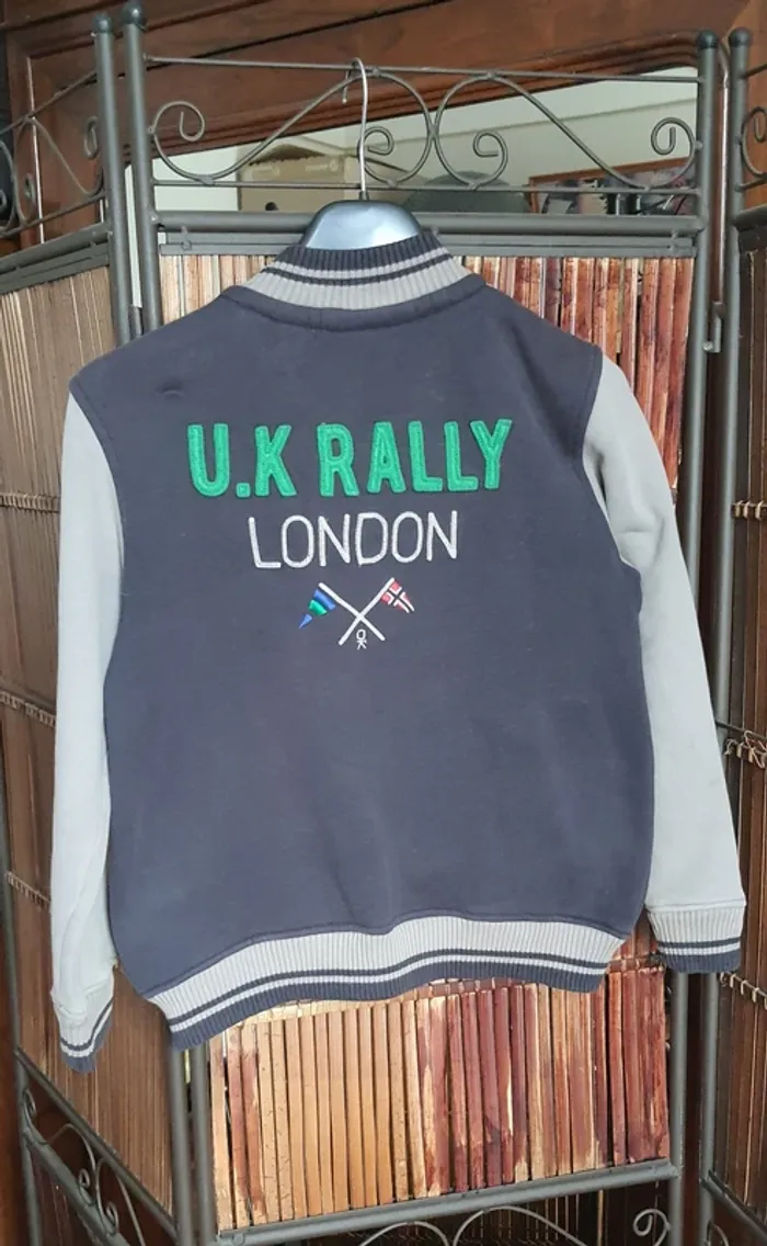 Gilet enfant "Okaidi" 8 ans - photo numéro 3