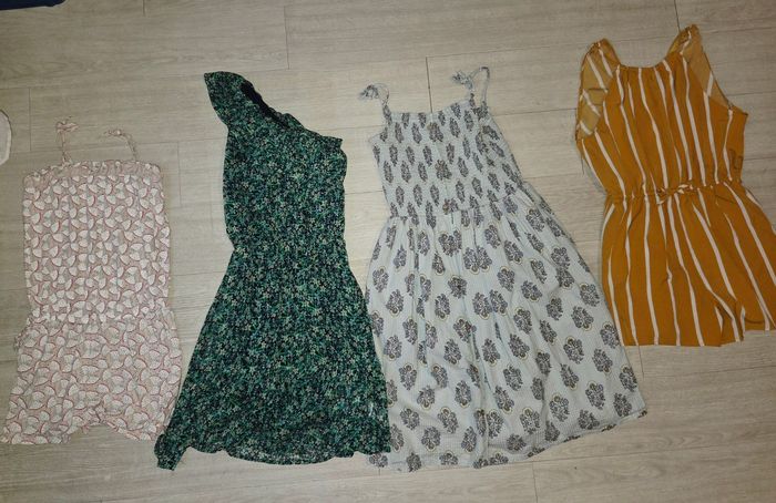 Lot de vêtements - photo numéro 2