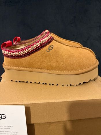 Ugg tazz camel