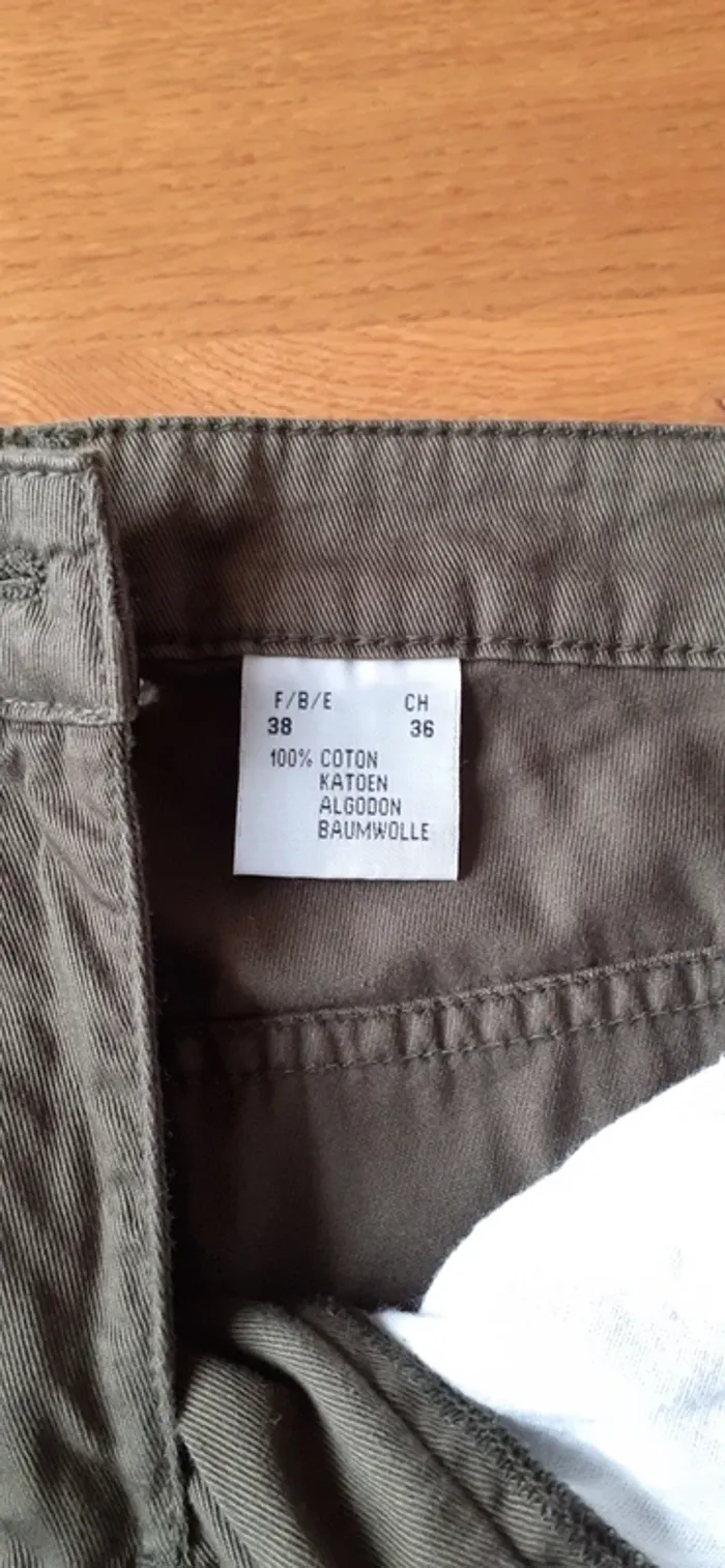Joli ensemble veste et pantacourt en jean souple - photo numéro 15