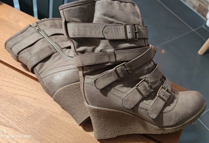 Bottines fourrées compensées p40 - photo numéro 4