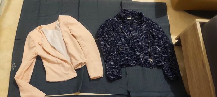 Lot vêtements femme ( jeans jupe veste ) - photo numéro 8