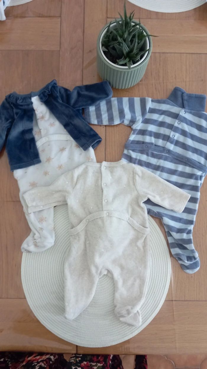 Lot de 8 pyjamas 1 mois - photo numéro 5