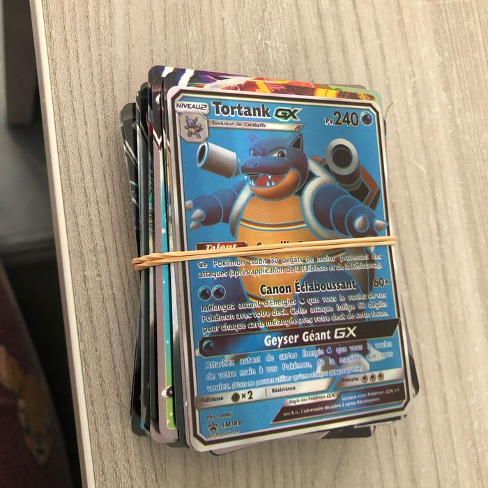 Lot de cartes Pokémon 60