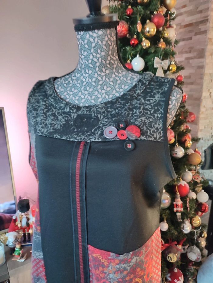 Robe noire - photo numéro 2