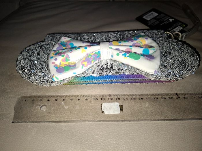 Portefeuille Loungefly Mickey Birthday disney - photo numéro 12