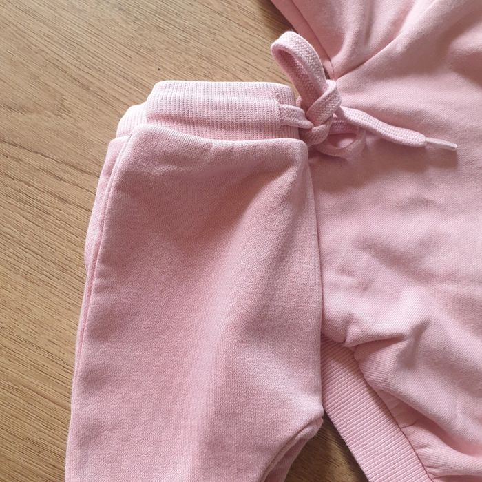 🩷 Ensemble sweat et bas de jogging 1 mois Kiabi #emyfleury_1moisfille - photo numéro 4
