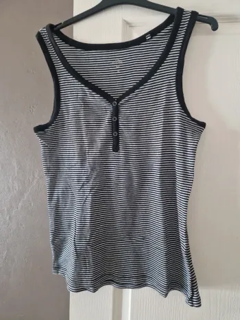 Tee-shirt c&a taille M coton