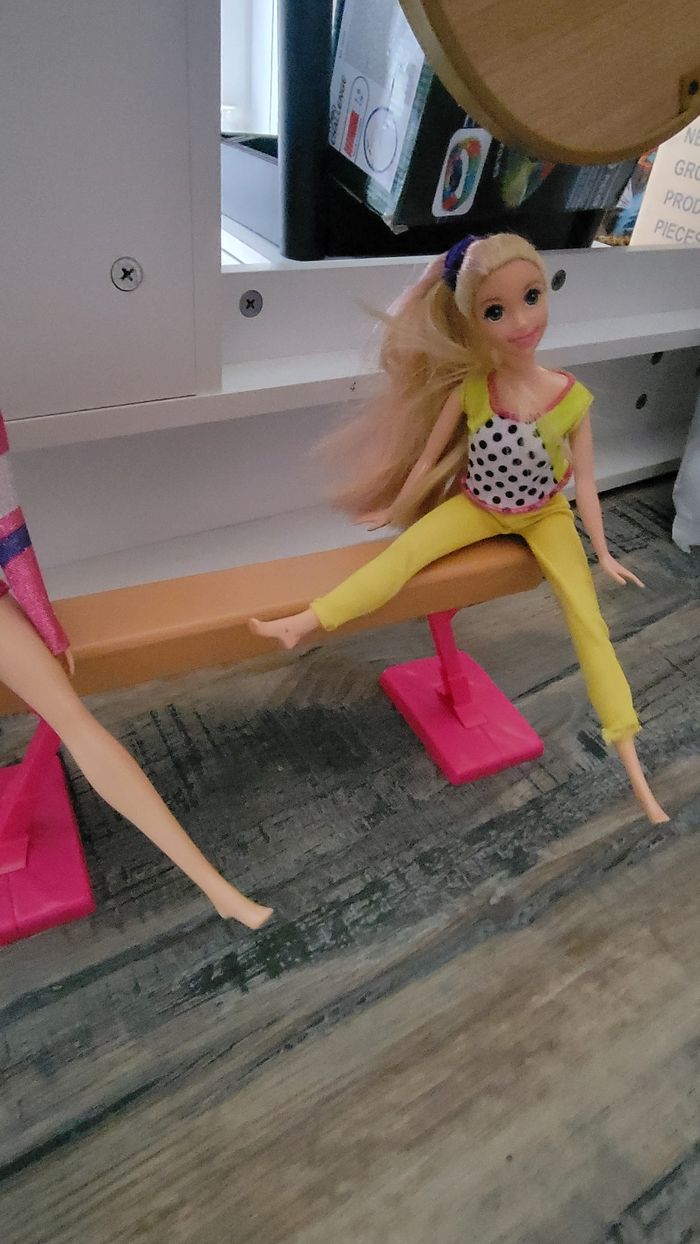 Barbie gymnaste - photo numéro 6