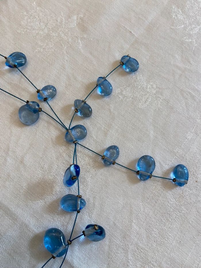 Collier façon rivière de perles, perles de verre bleues - photo numéro 3