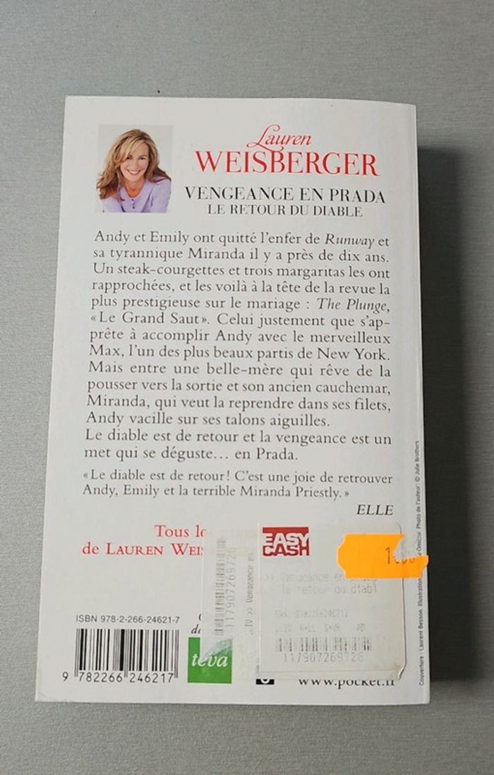Livre vengeance en prada - photo numéro 2