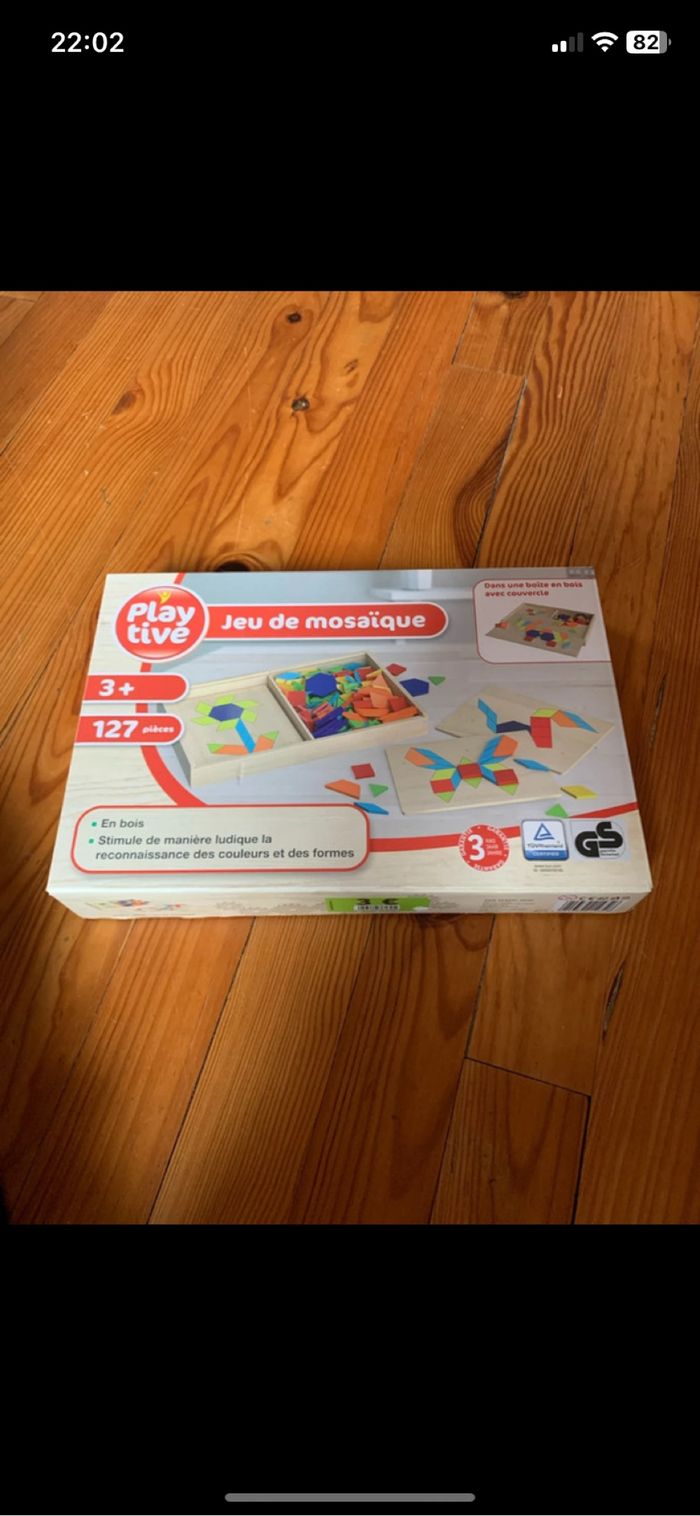 Jeu de mosaïque en bois