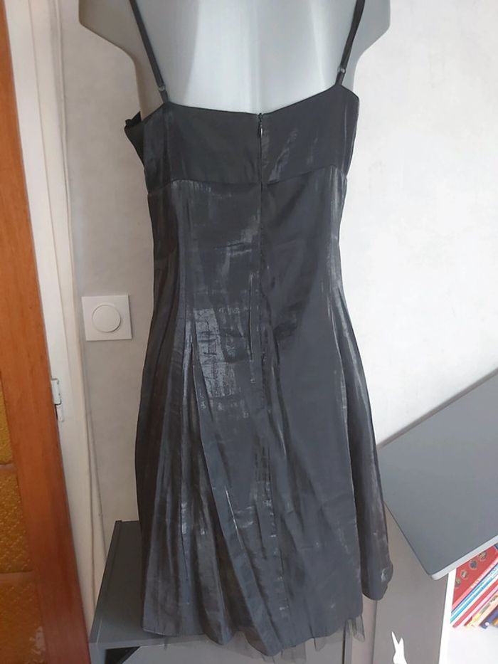 🦋 Robe noire irisée 44 - photo numéro 5