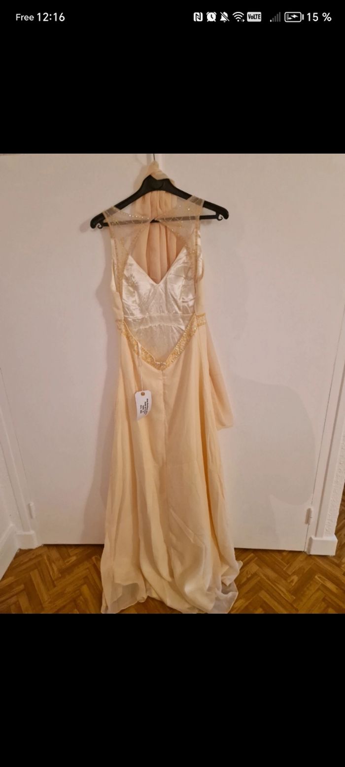 Robe de soirée - photo numéro 2