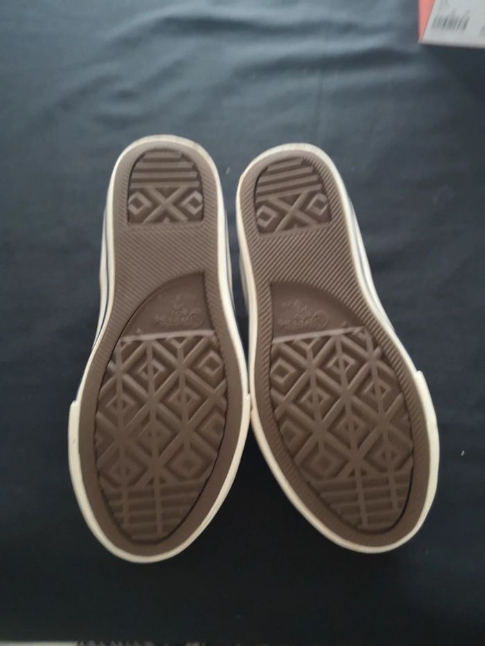 Converse blanches basses T33 - photo numéro 4