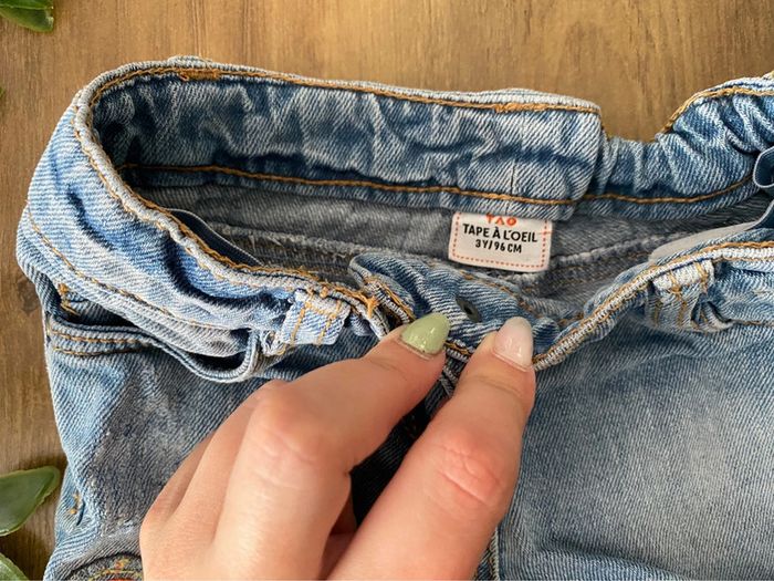 Short en jeans tape à l’œil 3 ans - photo numéro 2