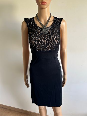 Robe noire et beige avec dentelle Morgan taille 36 bon état