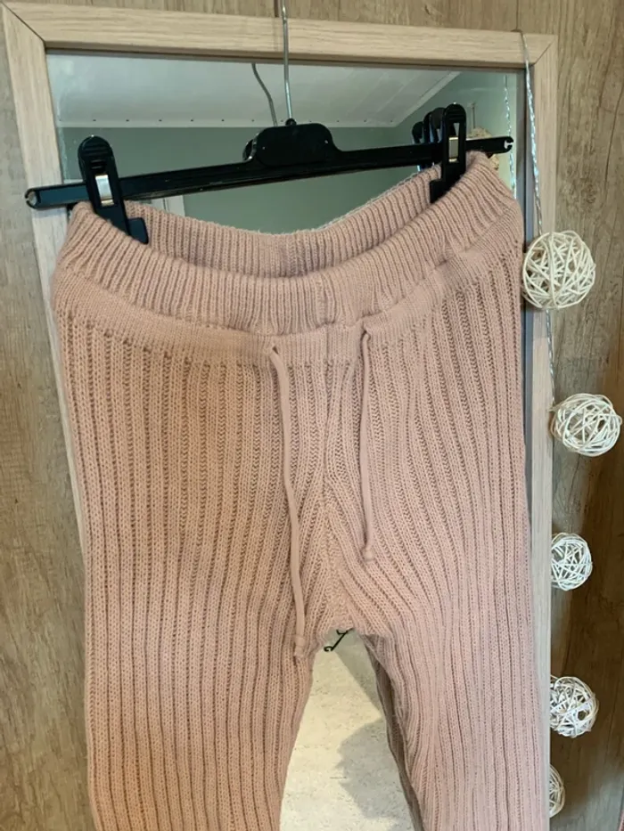 Magnifique ensemble en maille legging et gilet 36/38/40 - photo numéro 3