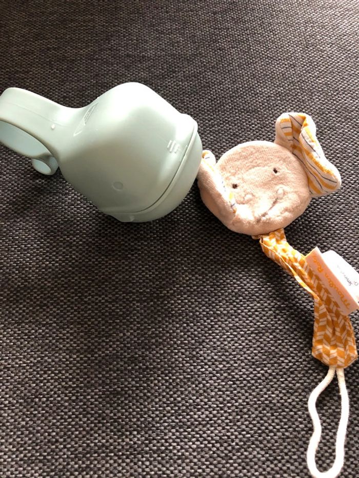 Range tétine et attache tétine - photo numéro 2