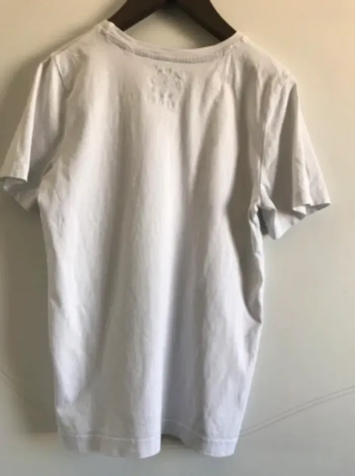 tshirt c&a motifs taches de peintures petit défaut d’où le prix bas 134-140 cm - photo numéro 6